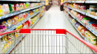 Carrefour, Cora şi Kaufland ar putea fi amendate pentru trucarea promoţiilor