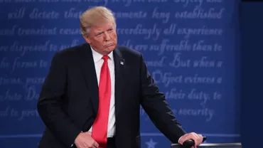 A doua dezbatere Trump - Clinton. Anderson Cooper (CNN), către magnatul american: Aţi vorbit despre sărutarea femeilor şi atingerea zonelor lor intime fără acordul lor. Asta e hărţuire sexuală. V-aţi lăudat că aţi hărţuit sexual femei