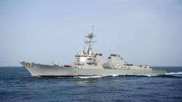 O navă americană, atacată de rachete în Marea Roșie