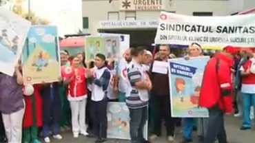 Grevă de avertisment în sistemul medical: Sindicaliștii protestează în fața spitalului Floreasca. Acțiuni similare au loc în toată țara
