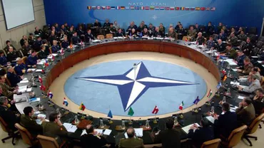 Germania: Politica NATO, numită o "autostrada către iad" într-un show de stand-up comedy politic
