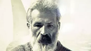 Brâncuși rămâne la modă: Designerii de la Paris au creat haine și poșete inspirate din lucrările sculptorului român (FOTO)