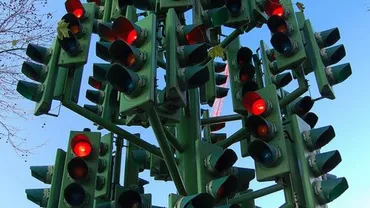 Încă o  problemă pentru șoferii din Capitală. Semafoarele defecte vor produce COLAPS în traficul bucureștean