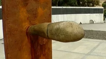 “Marea brambureală pe care a creat-o neașteptatul meu”. Misterul a fost elucidat. S-a aflat în sfârșit cine este autorul sculpturii care a produs mare vâlvă în sfera publică (FOTO)