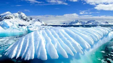 Studiu: Antarctica se topește într-un ritm alarmant de repede