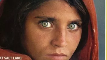 ”Fata afgană”, a cărei fotografie a fost publicată pe coperta revistei National Geographic, deportată din Pakistan (FOTO)