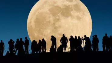 Super-Luna din 14 noiembrie, cea mai strălucitoare din ultimii 70 de ani: Cum sunt influențate zodiile