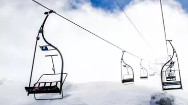 Accident grav la Cota 2000: Un bărbat a murit după ce a căzut dintr-un telescaun (VIDEO)