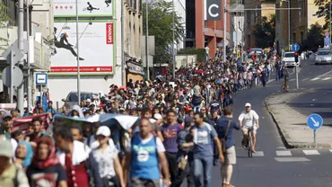 “Vor ca țara să fie islamizată”. Detalii CUTREMURĂTOARE despre planurile refugiaților