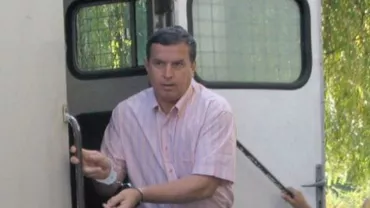 La geamul CELULEI puneau un ARO, să intre gazele de eșapament în cameră: Povestea halucinantă a primarul condamnat pe NEDREPT, despăgubit de CEDO