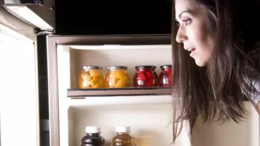 Astea sunt alimentele pe care nu trebuie să le consumi niciodată seara