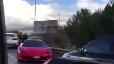 Un jucător de RENUME al Barcelonei, implict într-un ACCIDENT rutier. Fotbalistul, la un pas să piardă meciul contra celor de la Real Societad (FOTO + VIDEO)