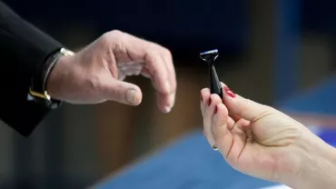 El este PRIMUL ROMÂN care a VOTAT la alegerile parlamentare! MAE a făcut ANUNȚUL (FOTO)