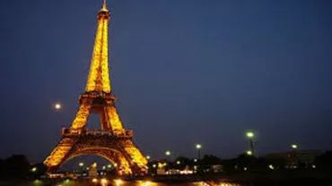 Turnul Eiffel rămâne închis din cauza grevelor. Iată motivele angajaților...