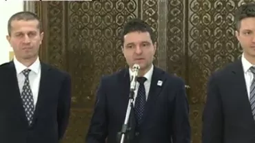 IPOCRIZIE la nivel înalt. Nicușor Dan: E amuzant că partidul care se isteriza că ne cheamă Clotilde, Cosette sau Julien o propune premier pe Sevil. Dragnea a ales-o pe Shhaideh doar pentru că îi este loială