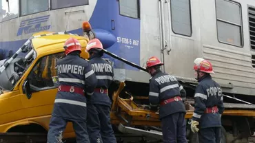 ACCIDENT în zona Gării București: Un autoturism a fost lovit de tren!
