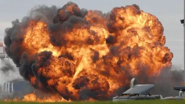 TRAGEDIE AVIATICĂ! Două AVIOANE s-au CIOCNIT în AER! NU există niciun SUPRAVIEȚUITOR! (VIDEO)