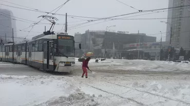 Circulația tramvaielor, BLOCATĂ în Capitală. Vezi care sunt mijloacele de transport cu probleme