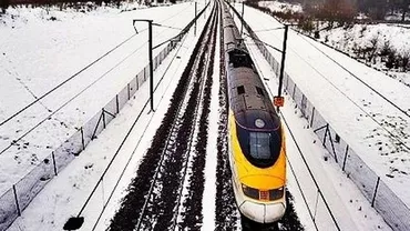 Se întâmplă și în alte părți! 180 de pasageri blocați toată noaptea într-un tren din cauza furtunii în Franța