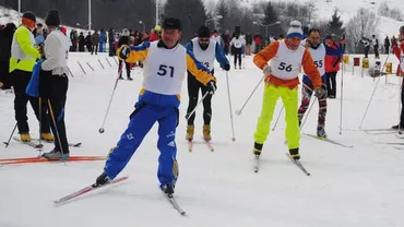 Participare record la Patrula VETERANILOR de la Râșnov în cadrul Zilei Mondiale a Zăpezii (FOTO)