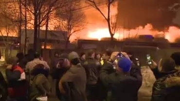 INCENDIU PUTERNIC ÎN CLUBUL BAMBOO, DIN BUCUREŞTI: 27 DE RĂNIŢI, DIN CARE 6 MAI SUNT INTERNAŢI. O VICTIMĂ ÎN STARE CRITICĂ (VIDEO)