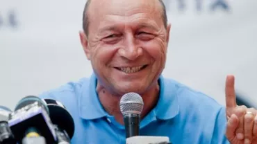 Băsescu: Așa niște prostălăi încă nu am văzut... Niște găinari cu procente mari! Iohannis i-a umilit pur și simplu pe toți deștepții din PSD (VIDEO)