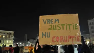Proteste împotriva grațierii și a modificării codurilor penale în Cluj-Napoca: "Vrem justiție, nu corupție"