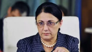 “Am rămas în sală, dar nu sunt o trădătoare”. Ecaterina Andronescu, printre puținii PSD-iști care nu au ascultat ordinele lui Dragnea