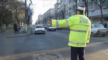 Incident ȘOCANT! Un agent de poliție din București a fost ACCIDENTAT de un șofer pe care voia să-l amendeze