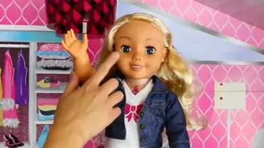 Pericolul din spatele unei jucării "inteligente": Păpușa Cayla, scoasă de pe piață pentru că putea transmite informații din interiorul casei (VIDEO)