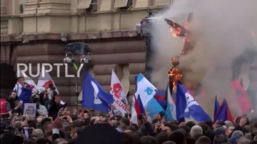 Protest de amploare în Albania, după modelul românesc! 10.000 de oameni au manifestat la Tirana în fața Guvernului (VIDEO)