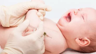 25.000 de bebeluși au rămas nevaccinați împotriva Hepatitei B. România a declanșat mecanismul european de protecție civilă, dar fără succes. Poate cel asiatic funcționează...  