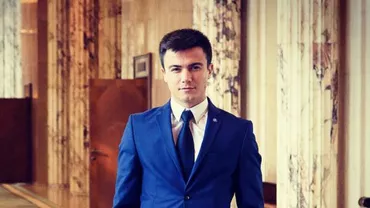 Tânărul angajat la Guvern în 2012 de Victor Ponta pentru că a creat un site de recrutare în administrație a fost dat afară pe motiv că e omul lui Cioloș
