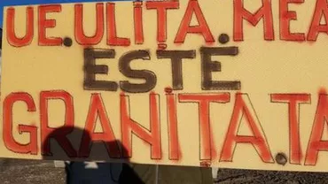 Botoșani: PROTEST cu 80 de mașini față de starea proastă a singurului drum național de PĂMÂNT din România