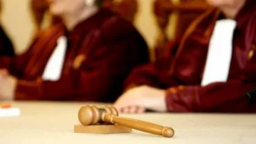 CCR: Arestul la domiciliu afectează libertatea persoanei