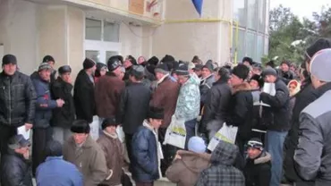 Statul cheltuie anual 10 miliarde de lei cu cei peste 6,5 milioane de beneficiari de asistenţă socială: 60% dintre aceştia sunt copii sau mame