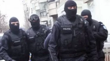 Percheziții de amploare într-un dosar de evaziune ficală: Sunt vizate rude ale lui Gigi Becali 