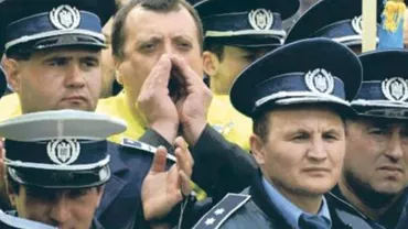 2.000 de polițiști PROTESTEAZĂ joi la sediul Ministerului de Interne, pentru majorarea salariilor şi a sporurilor (VIDEO)