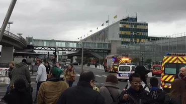Bărbatul împușcat mortal pe aerportul Orly din Paris era un musulman radicalizat cunoscut autorităților