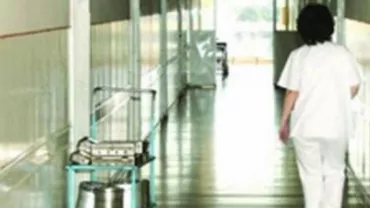 Botoșani: O infirmieră a murit sub ochii colegilor medici din spitalul în care lucra (FOTO)