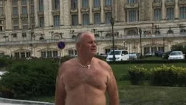 Un lider ALDE s-a dezbrăcat în CHILOŢI în faţa Parlamentului, dorind să îşi arate susținerea pentru Tăriceanu (FOTO)