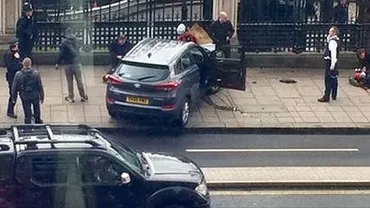 IMAGINILE GROAZEI: O mașină INTRĂ ÎN PLIN în oamenii de pe Westminster Bridge, din centrul LONDREI (VIDEO)