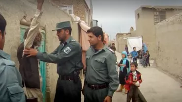 Un fost COMANDANT al ARMATEI despre CONTRABANDA cu droguri din Afganistan: O mafie internațională, iar AMERICANII stau în fruntea ei (VIDEO)