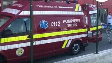 Accident teribil în Argeș: O mașină a intrat în plin într-un grup de angajați ai unei fabrici. O femeie a murit pe loc (FOTO, VIDEO)