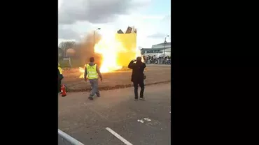 Explozie în timpul unui carnaval din Franța: Cel puțin 19 persoane au fost rănite (VIDEO)