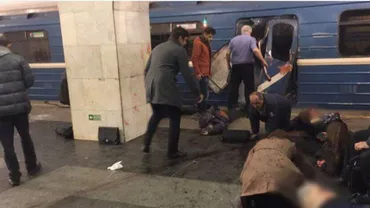 IMAGINI DRAMATICE după exploziile de la metroul din Sankt Petersburg (VIDEO, FOTO)