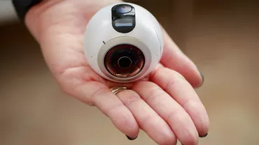 Samsung va lansa camera Gear 360 pe piața locală în luna iunie. Dispozitivul permite distribuirea de conținut în timp real (VIDEO)