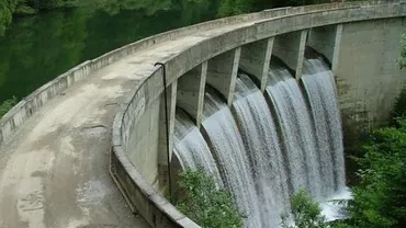 Retehnologizarea Vidraru, AMÂNATĂ! Hidroelectrica a amânat licitația la care se înscrisese cel mai bogat om din Rusia