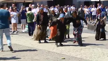 Presa spaniolă: Cerșetori de origine română, umiliți de huliganii lui Leicester (FOTO, VIDEO)