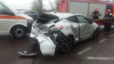 ACCIDENT cu două maşini și patru răniți în staţiunea Mamaia (VIDEO)